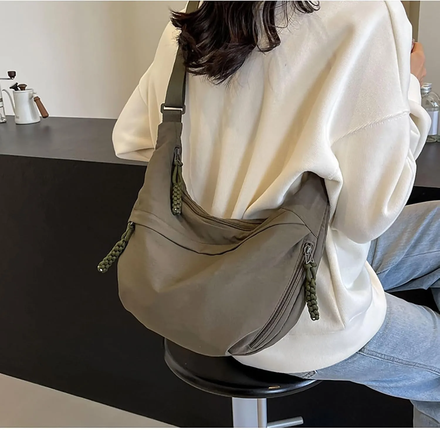 Crescent Shoulder Bag Nylon Crossbody Bag for Women Men Sling Bag Purse Hobo Bag Slouchy Dumpling Bag