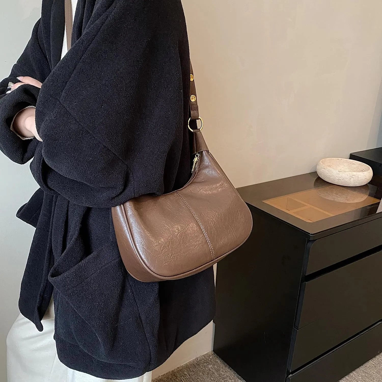 JYG Small Hobo Bags for Women Retro Crescent Shoulder Purse Fall Soft Crossbody Handbag 2025