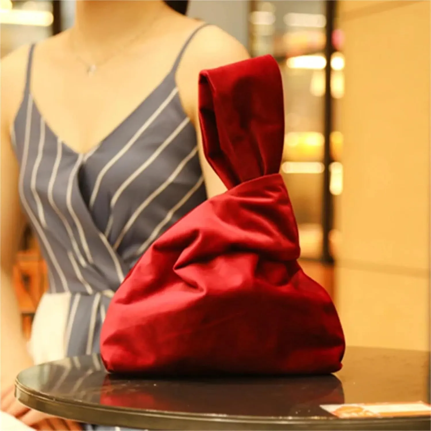 Knot Wrist Bag Women Handbag Totes Silk Satin Vintage Handbag All Match Tote Luxury Bags Travel Bags