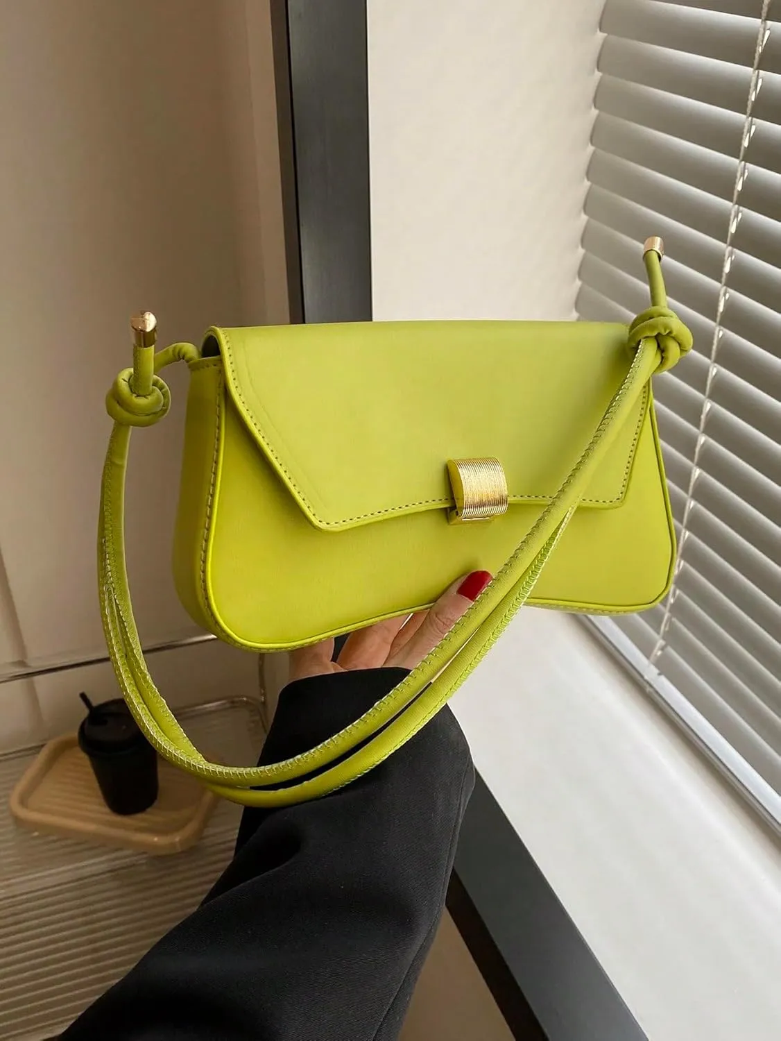 OYOANGLE Women's Flap Clutch Leather Shoulder Bag Vintage Adjustable Straps Shoulder Purse