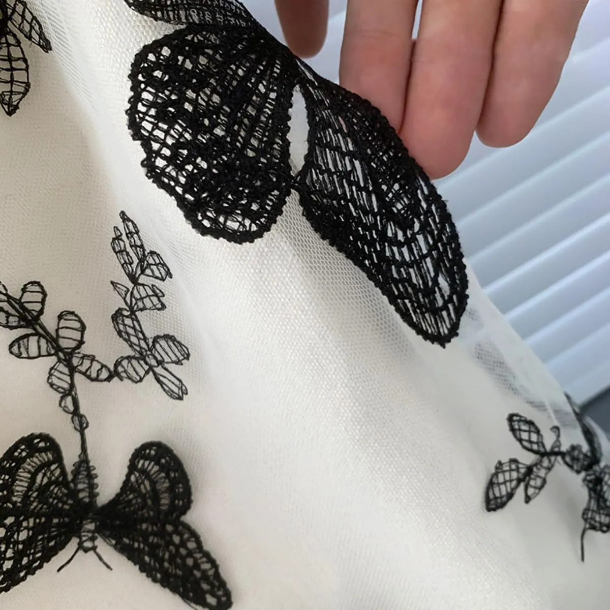 Women Lace Embroidery Shoulder Handbag Aesthetic Butterfly Flowers Canvas Tote Purse Travel Shopping Beach Working Hobo Bag