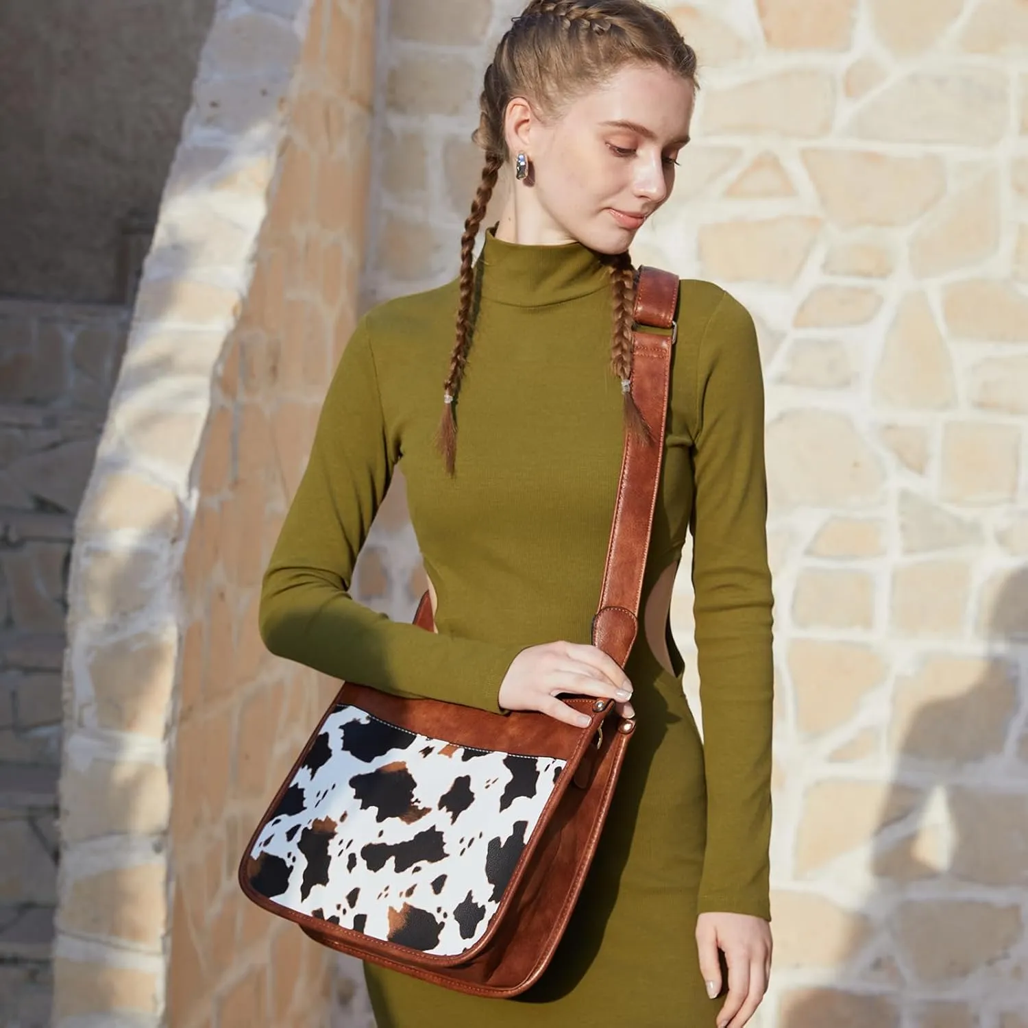 Women Shoulder Bag Vintage Crossbody Purse Handbag with Leopard Guitar Strap Hobo Bag