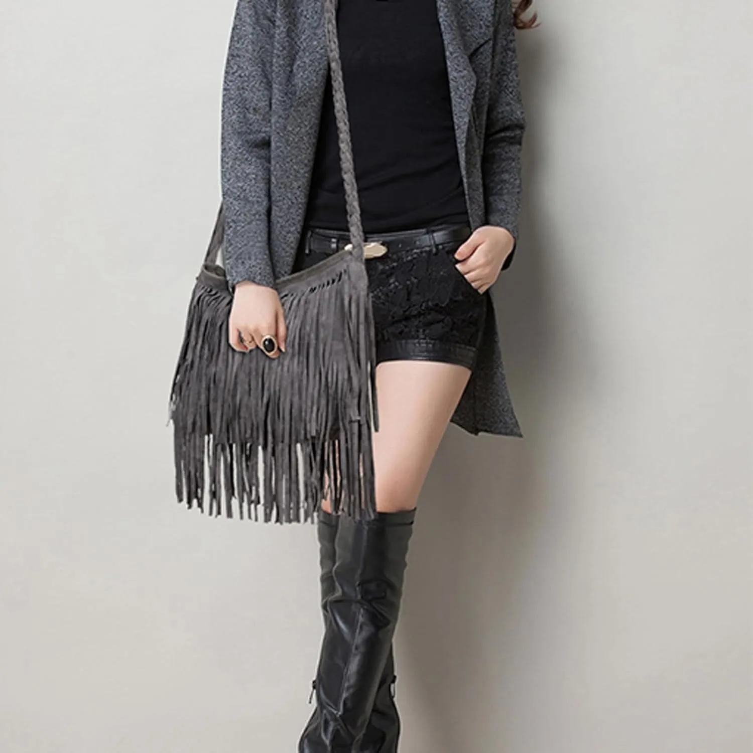 Women'S Retro Hippie Suede Tassel Messenger Bag Fashion Adjustable Western Hobo Crossbody Shoulder Handbags (black,Medium)